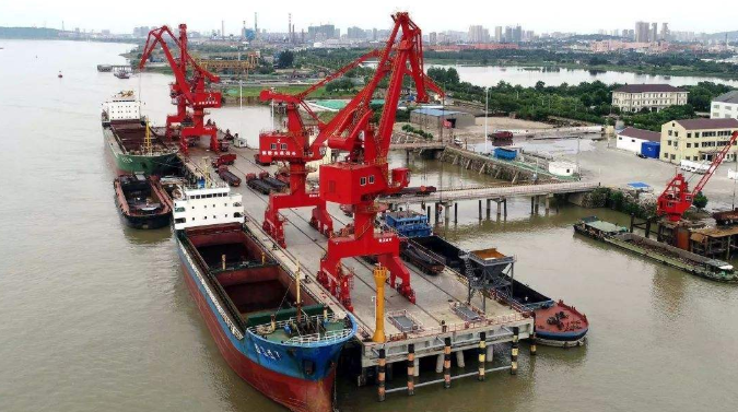 吕梁概述露天料场港口封闭问题的实行方法